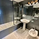 Stunning 80m With Sea View شقة