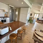 Stunning 80m With Sea View *