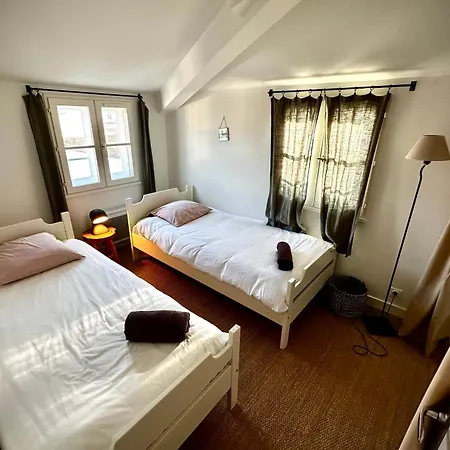 Stunning 80m With Sea View 公寓 *