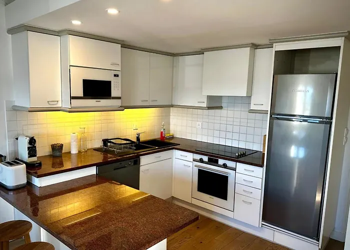 Stunning 80m With Sea View 公寓 *