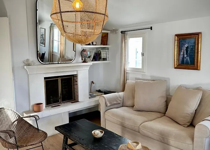 Stunning 80m With Sea View 公寓 *