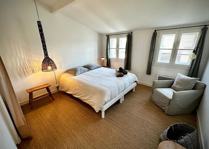 Stunning 80m With Sea View 公寓