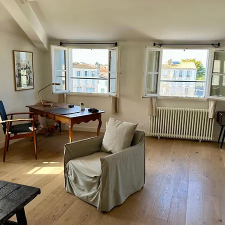 Apartmán Stunning 80m With Sea View