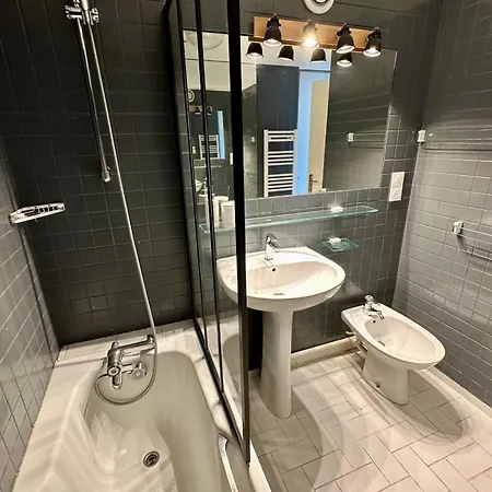 Stunning 80m With Sea View Apartmán